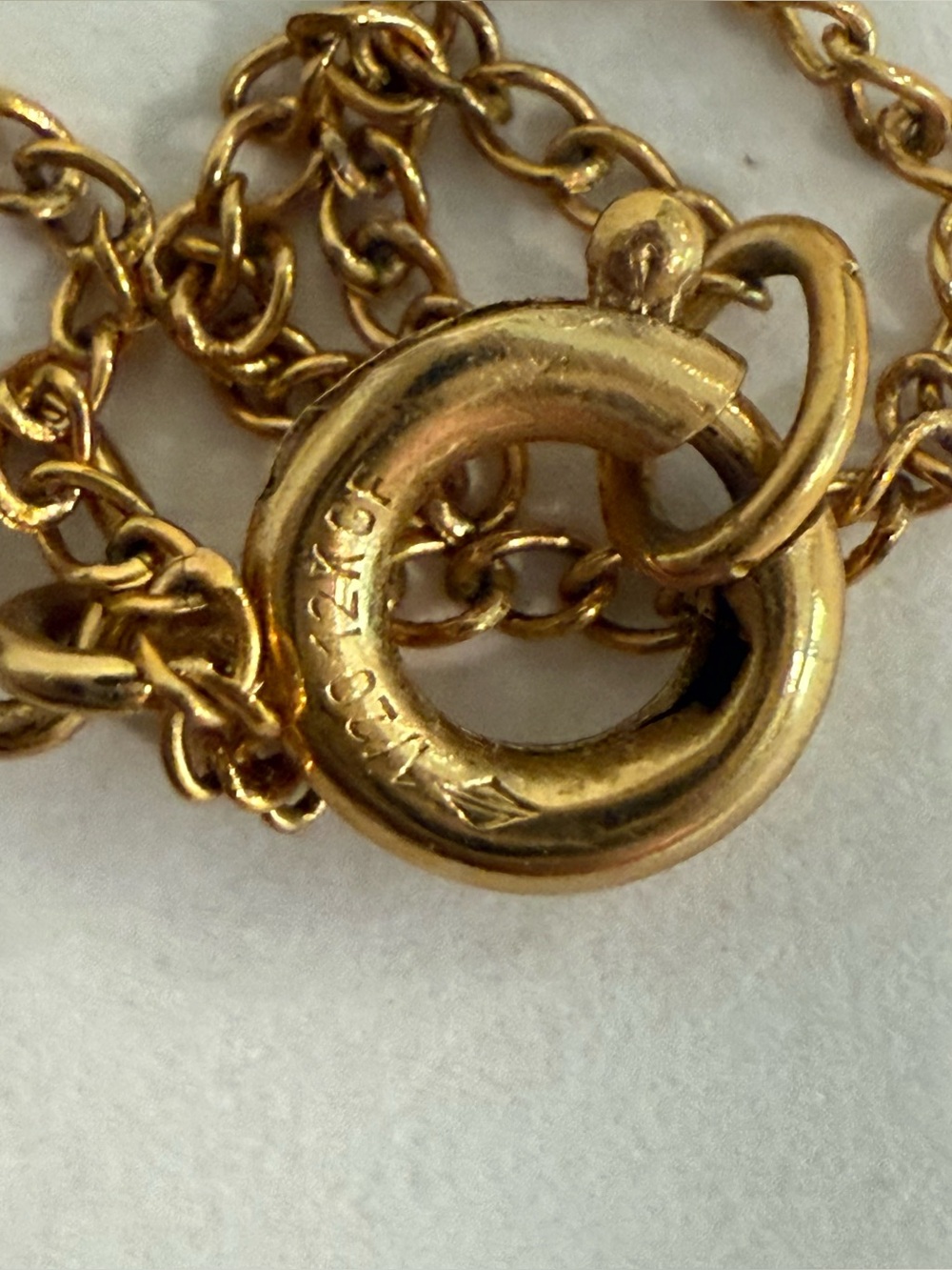 Vintage Gold Filled Etched Floral Flower Locket Necklace - Picture 9 of 13